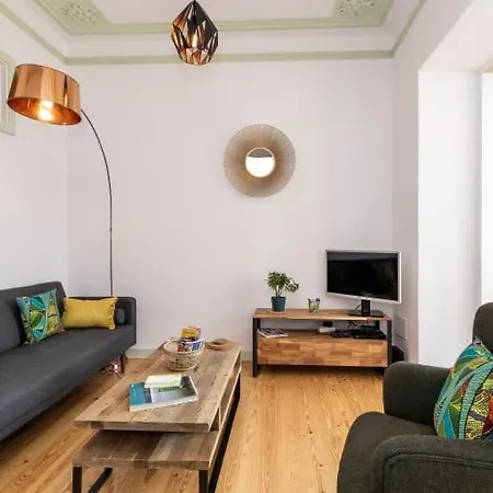 Guestready - Contemporary Apt In Central Appartement Lissabon
