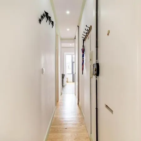 Guestready - Contemporary Apt In Central * Lissabon
